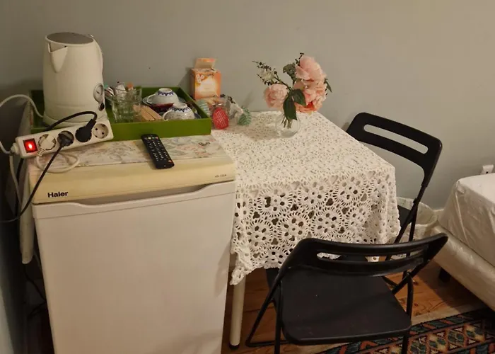 D I N مكان تخييم Lisboa