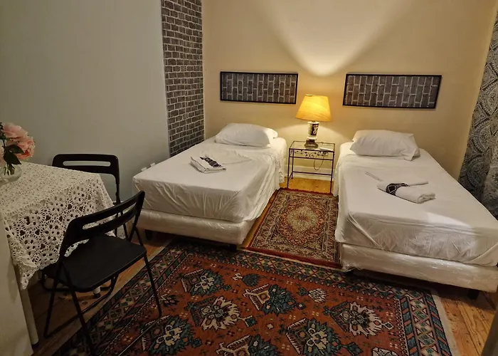 Кемпінг D I N *